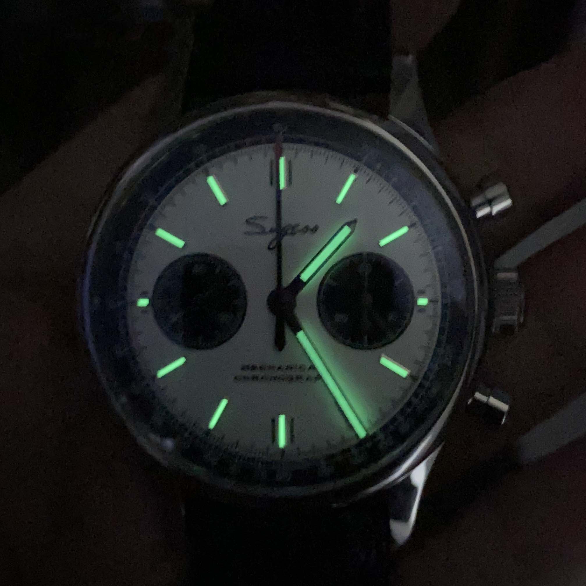 Phiên Bản Giới Hạn Chính Thức  - đánh giá và giá Tide Watch Surf